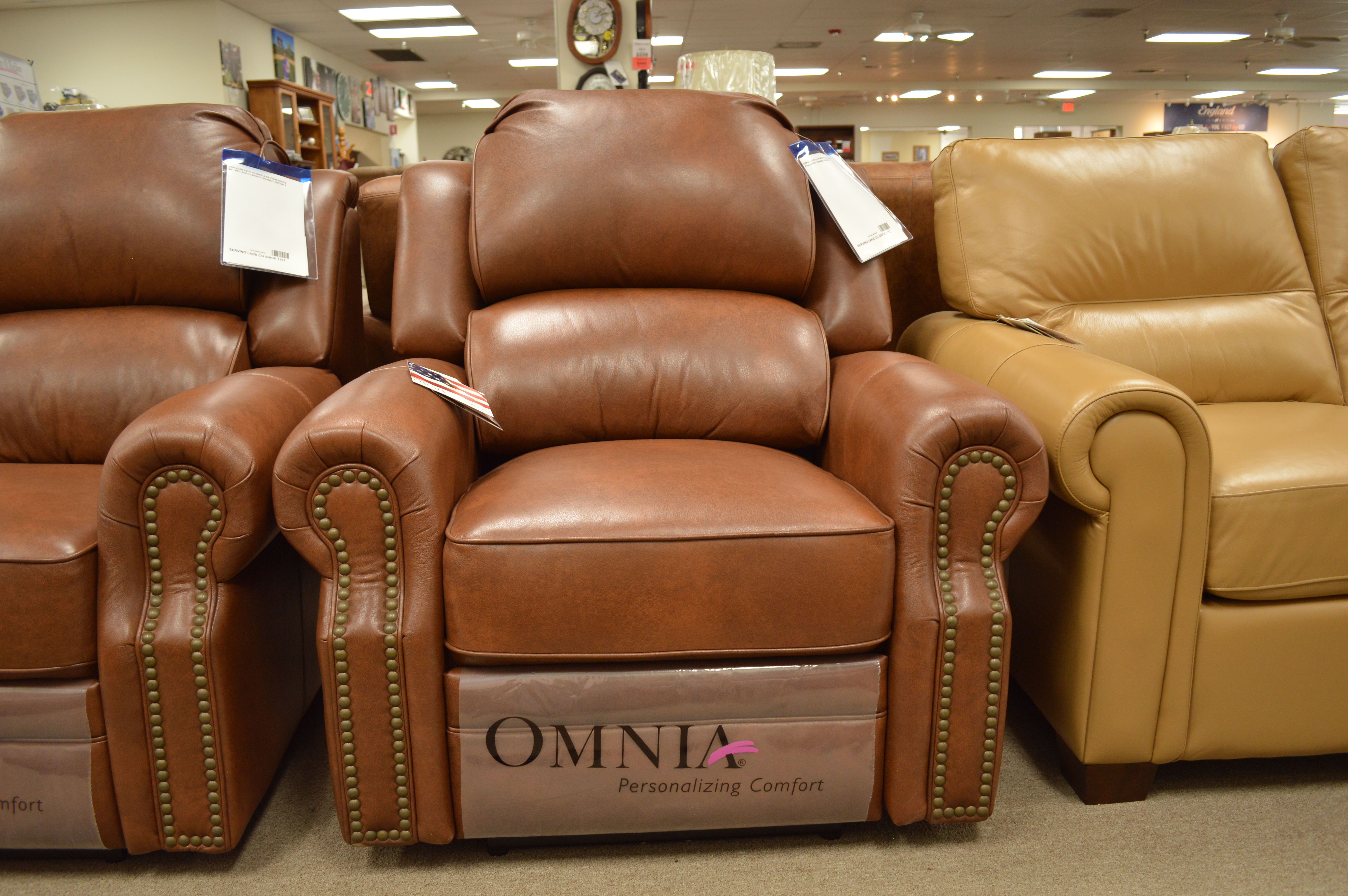 omnia leather reclining chairs