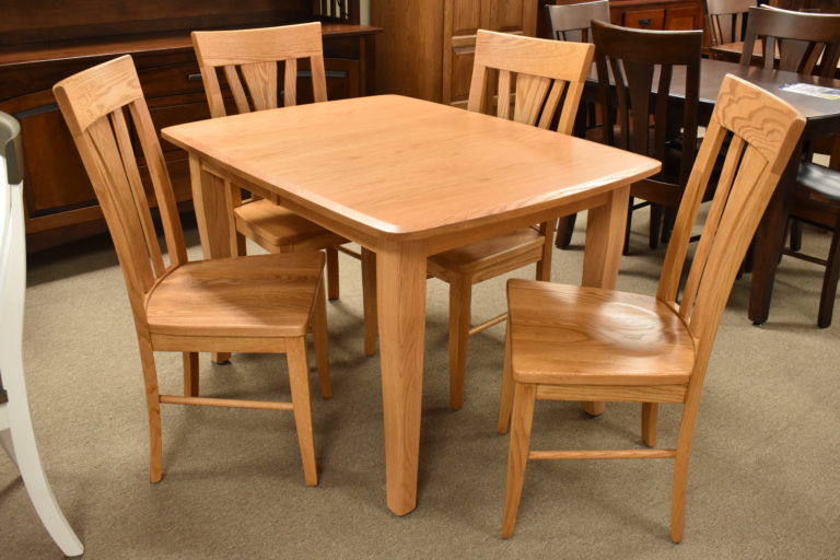 48 x 36 dining table with chairs