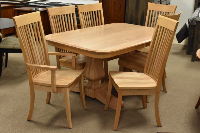 Cheyenne Dining Set O Reilly S Furniture, Solid Maple Dining Room Table And Chairs Set